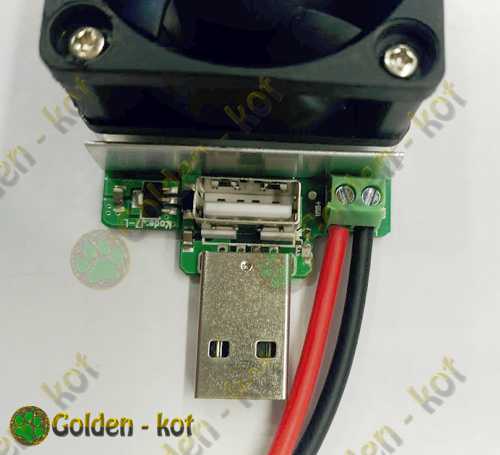 Дополнительный USB и винтовой коннектор